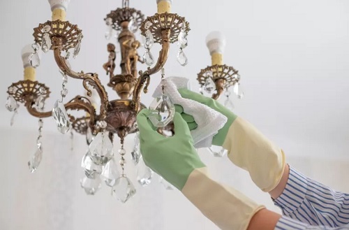 How to Clean a Chandelier Without Taking It Down: A Simple Guide