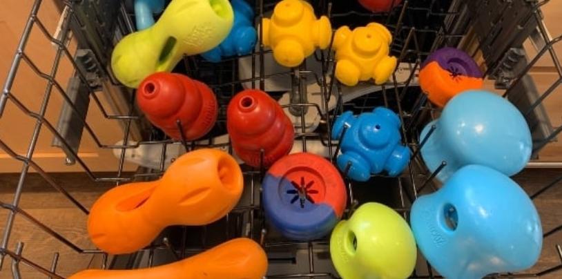 How to Clean Dog Toys Safely at Home