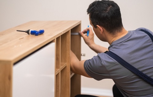 How to Install Shelves: A Complete DIY Guide