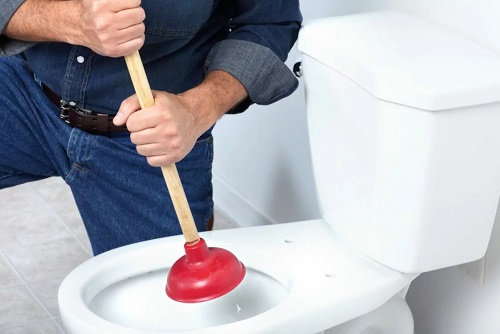 How to Unclog a Toilet Quickly and Safely